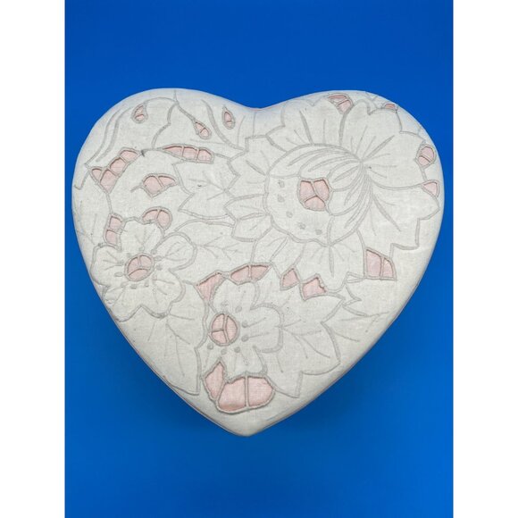 Victorias Secret Heart-Shaped Box & Accessories Set - Picture 2 of 13